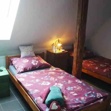 Domaci Ubytovani Kutna Hora Kank *