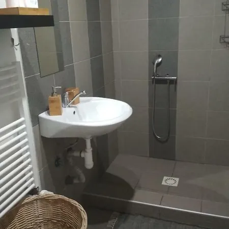 Domaci Ubytovani Kutna Hora Kank *